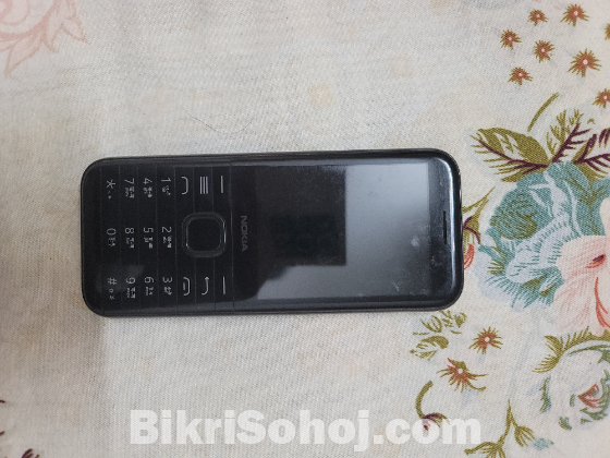 Nokia 8000 4G